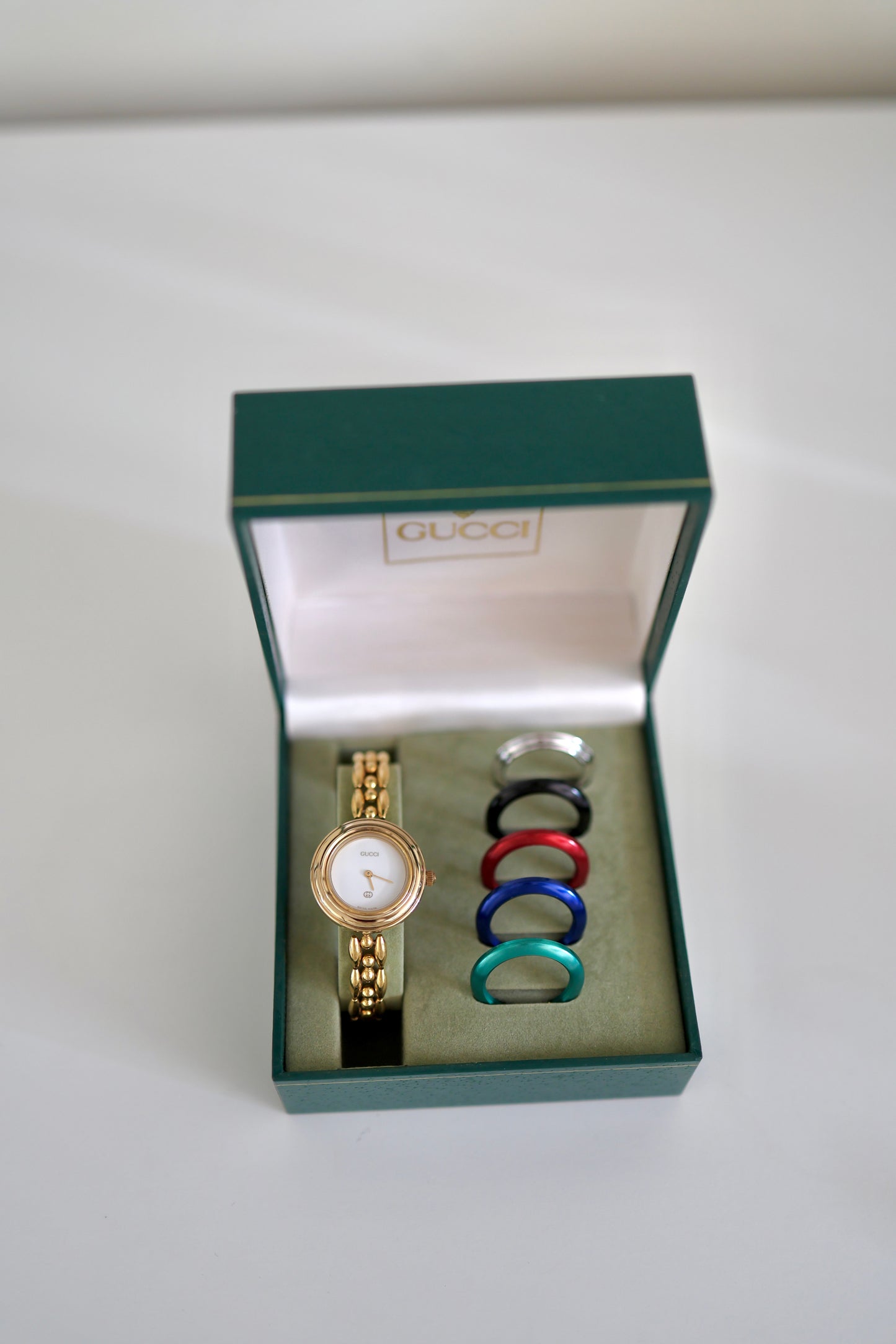 Vintage Gucci Bezel Watch with 6 Interchangeable Bezels