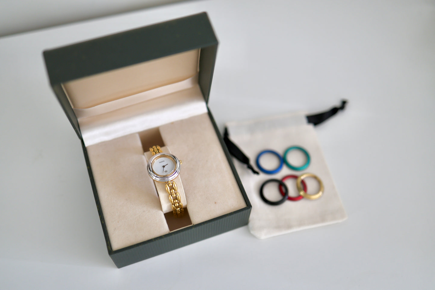 Vintage Gucci Bezel Watch with 6 Interchangeable Bezels