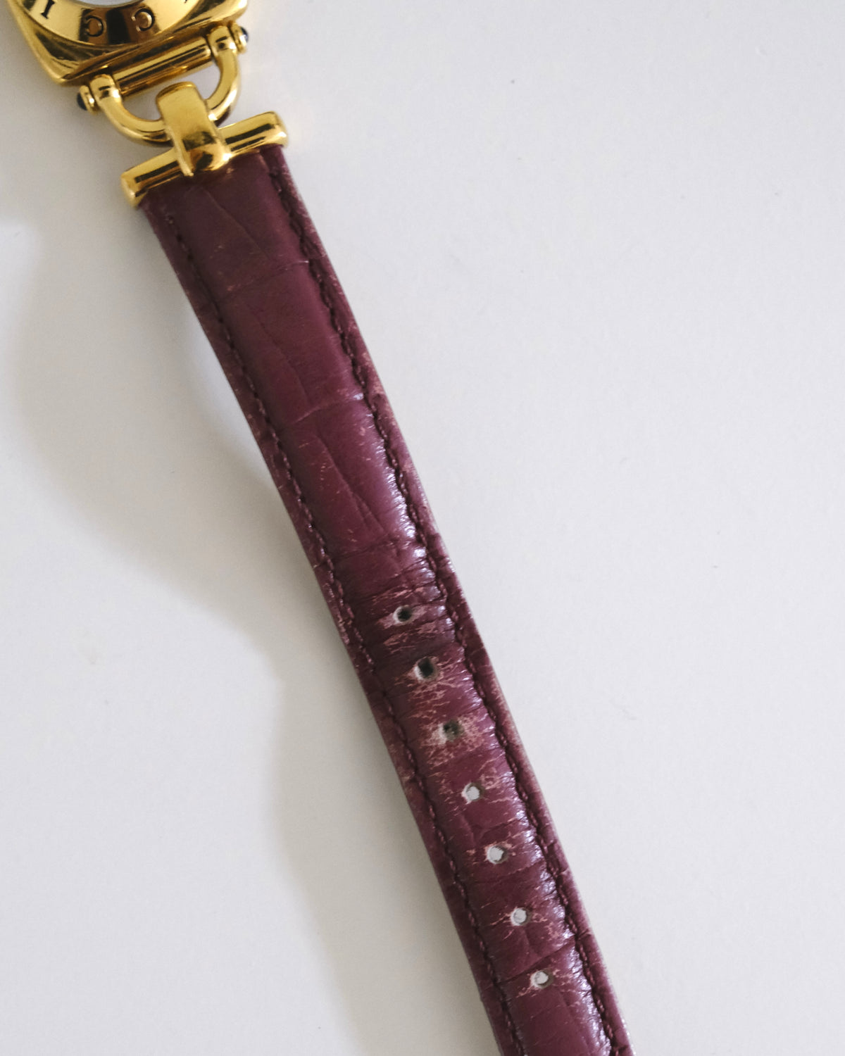 Vintage Gucci 6300L Gold Watch – Burgundy Leather Strap