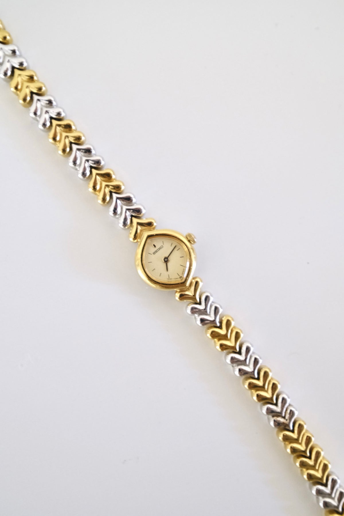 Vintage Seiko Two-Tone Leaf Link Bracelet Watch