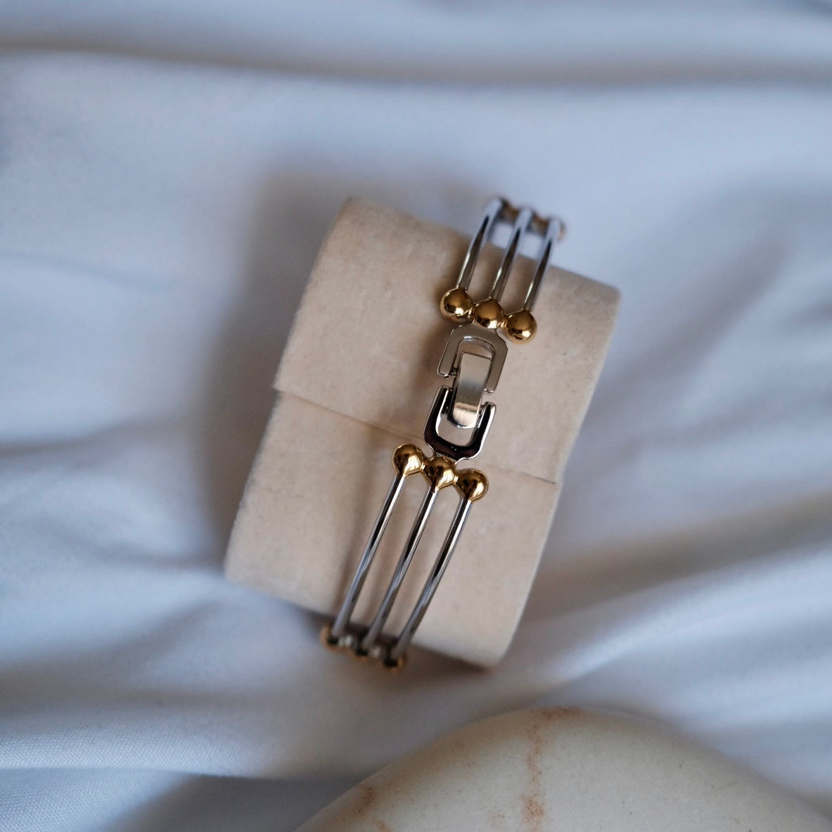 Vintage Seiko Emerald Crystal Bangle Watch | Gold & Silver Two-Tone Women’s Bracelet Watch