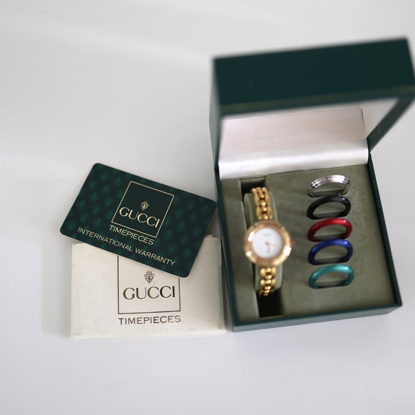 Vintage Gucci Bezel Watch with 6 Interchangeable Bezels