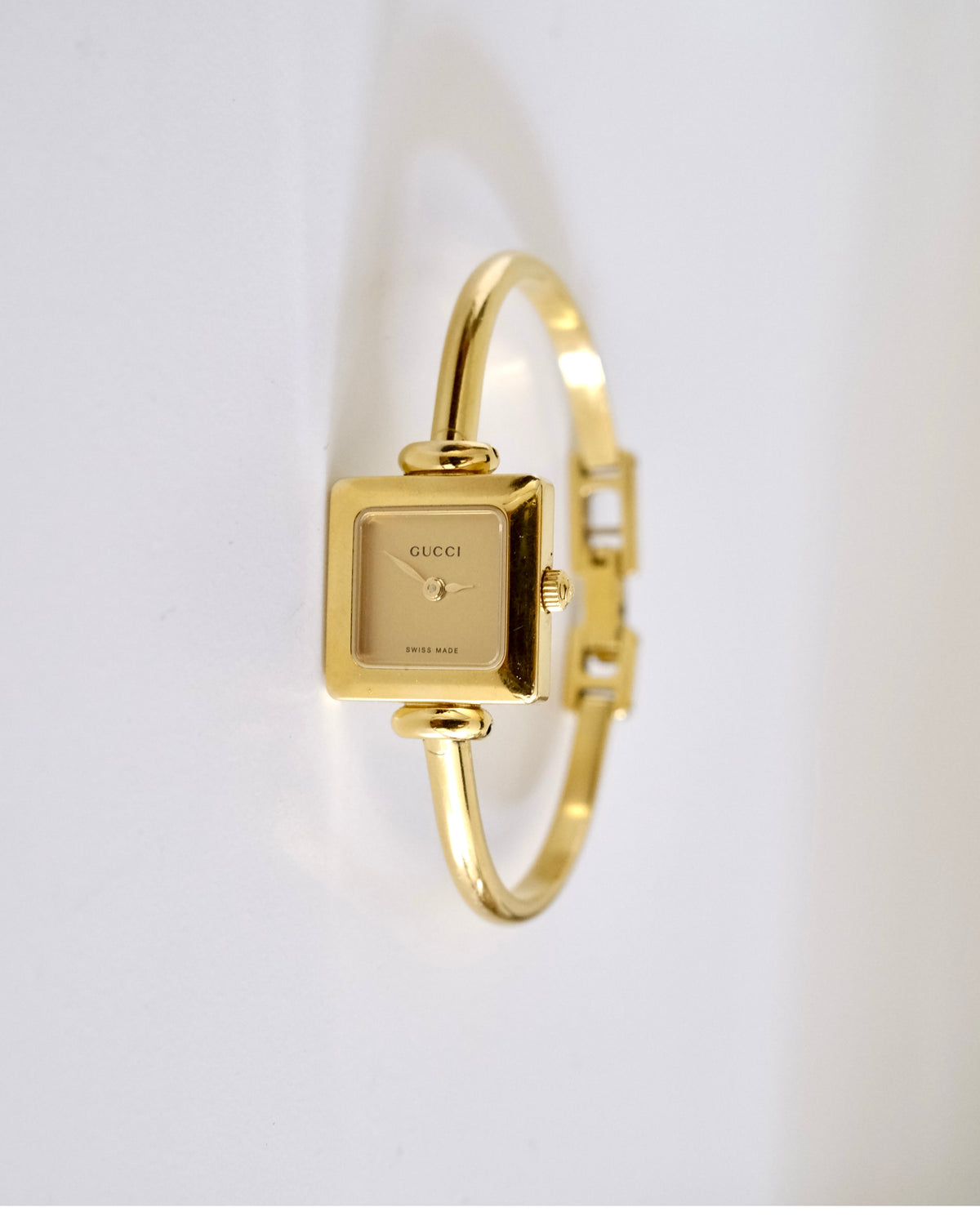 Rare Vintage Gucci 1900L Gold Bangle Watch