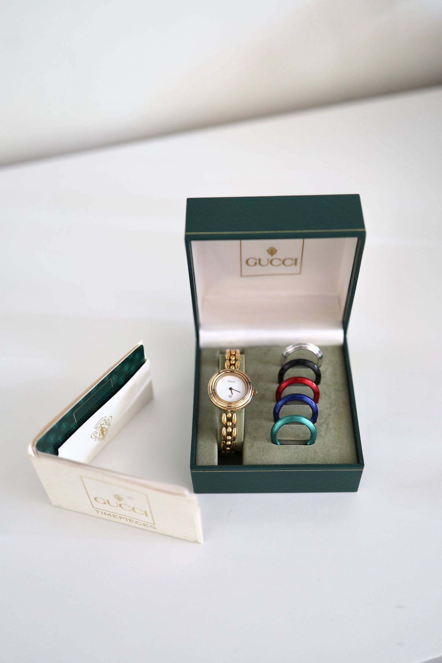 Vintage Gucci Bezel Watch with 6 Interchangeable Bezels