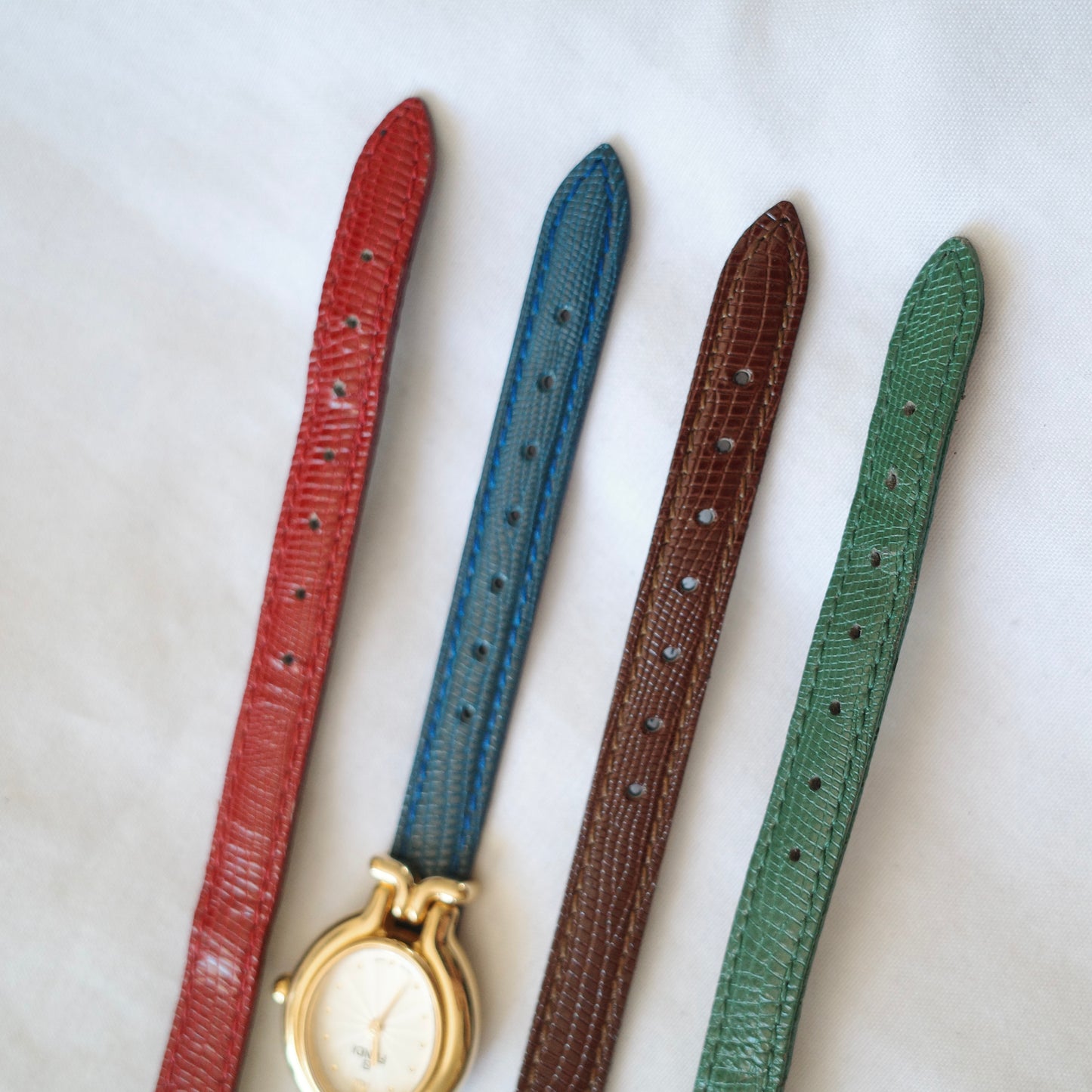 Vintage Fendi 640L Watch with 4 Interchangeable Leather Straps