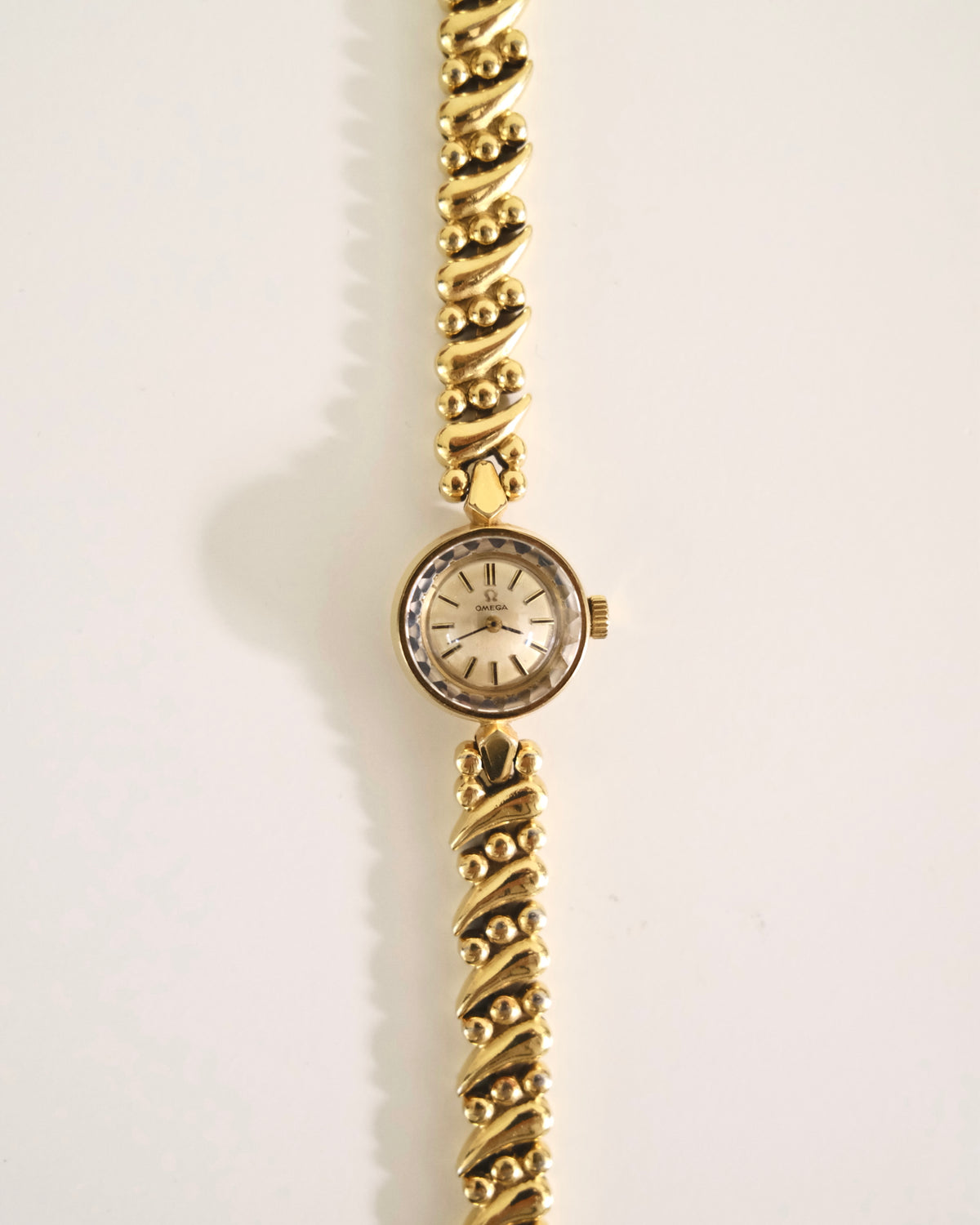 Vintage Omega Gold-Tone Manual Winding Watch | Elegant Swiss Mechanical Ladies Watch with Omega Box
