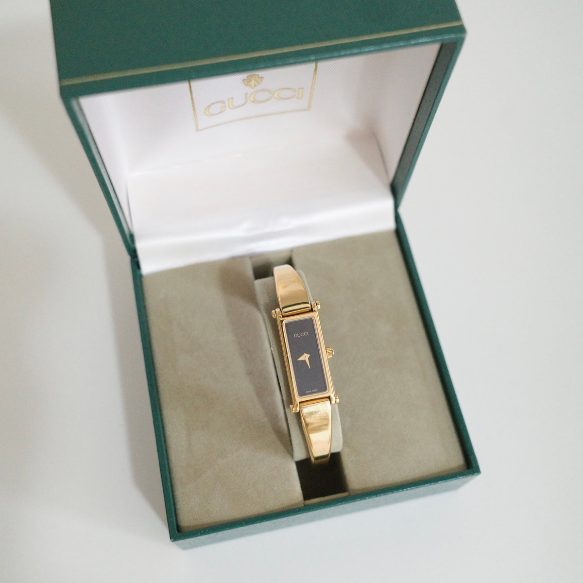 Vintage Gucci 1500L Gold Watch | Black Dial | Elegant Gold Bangle Bracelet | Classic Designer Timepiece