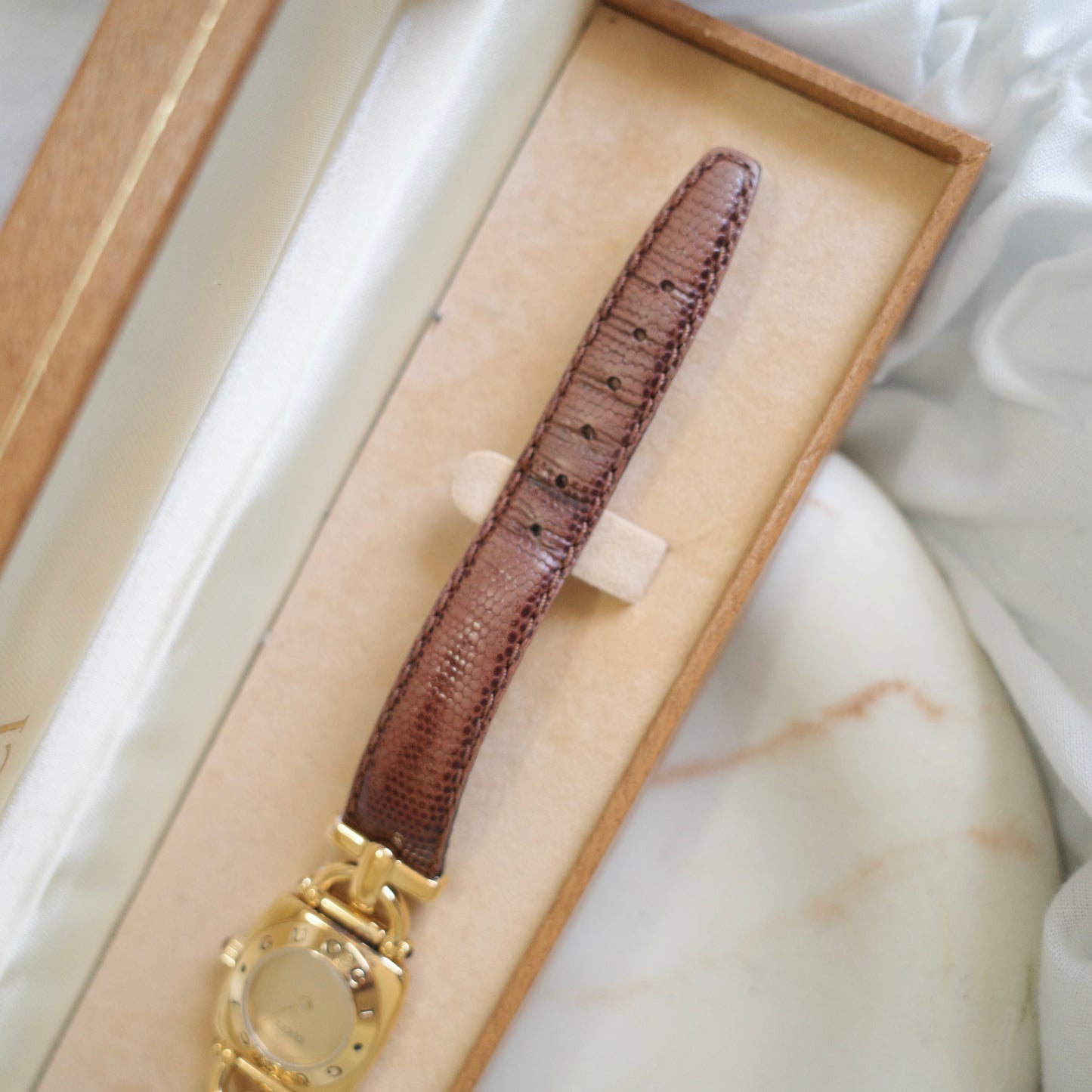Vintage Gucci 6300L Horsebit Watch – Gold Tone & Brown Leather Swiss Made Timepiece