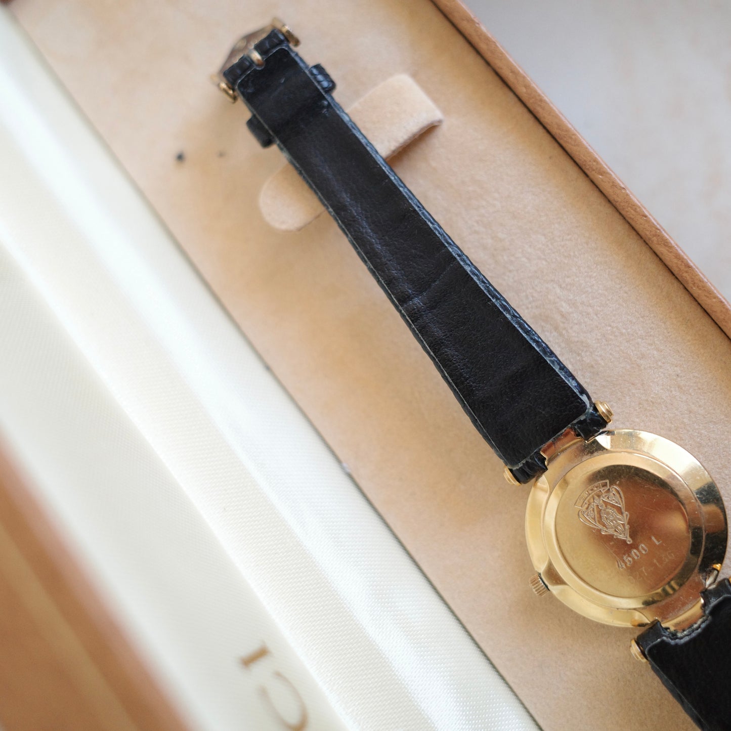 Vintage Gucci 4500L Watch | Black Leather Strap | Swiss Made