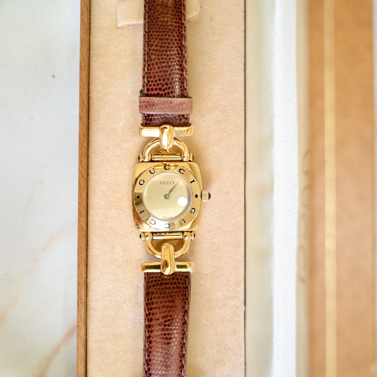Vintage Gucci 6300L Horsebit Watch – Gold Tone & Brown Leather Swiss Made Timepiece