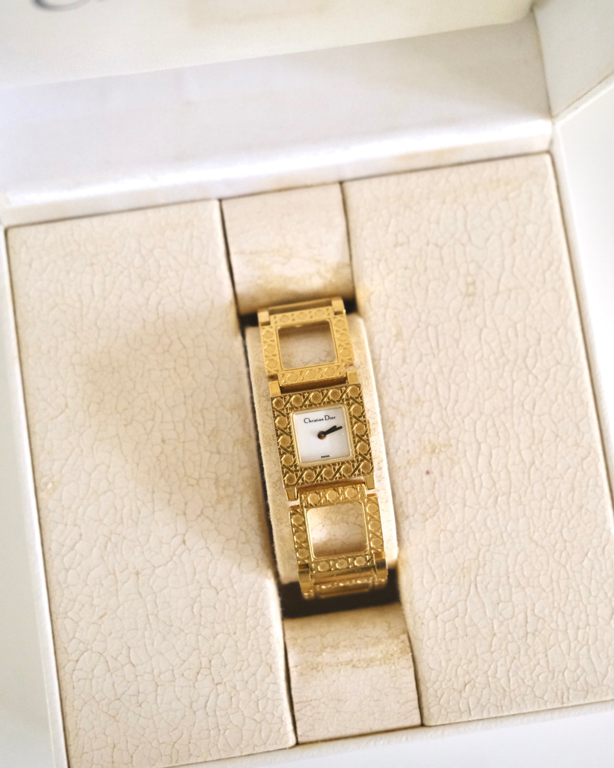 Vintage Dior Parisienne Gold-Tone Bracelet Watch | Elegant Swiss Vintage Timepiece
