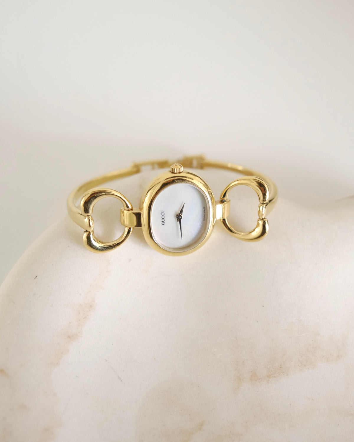 Vintage Gucci 1600L Gold Watch | White Dial | Elegant Gold Bangle Bracelet | Classic Swiss Designer Timepiece