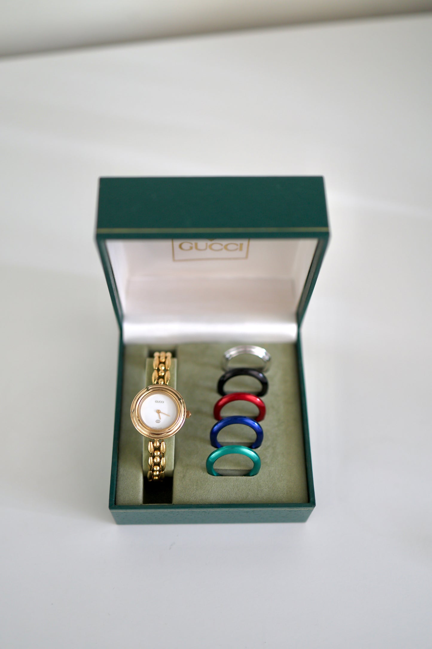 Vintage Gucci Bezel Watch with 6 Interchangeable Bezels