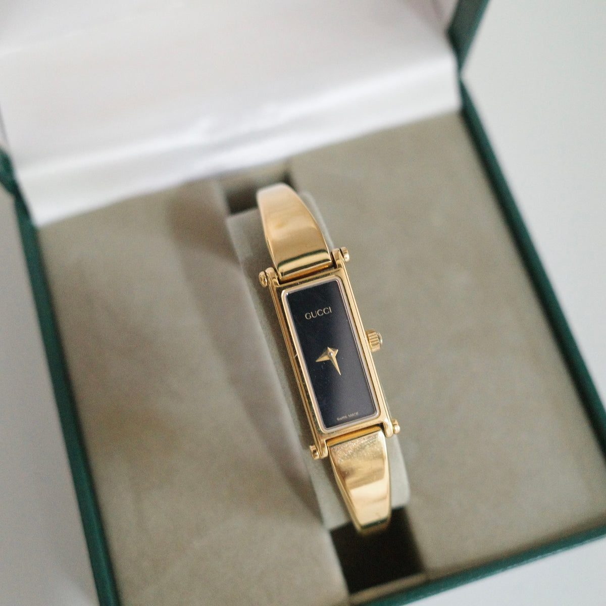 Vintage Gucci 1500L Gold Watch | Black Dial | Elegant Gold Bangle Bracelet | Classic Designer Timepiece
