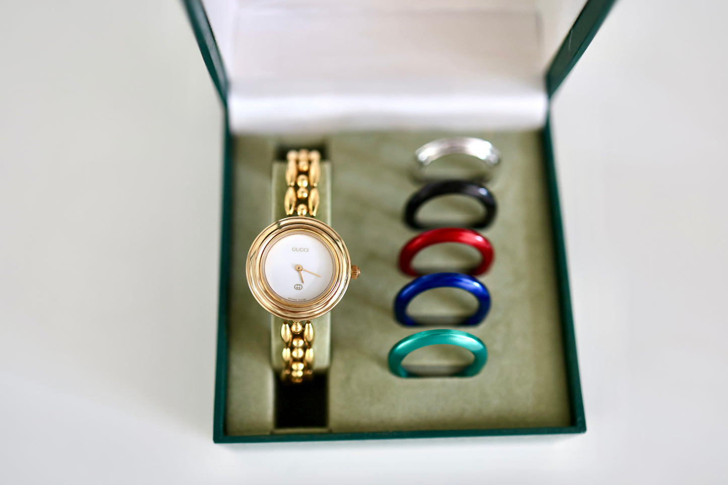 Vintage Gucci Bezel Watch with 6 Interchangeable Bezels