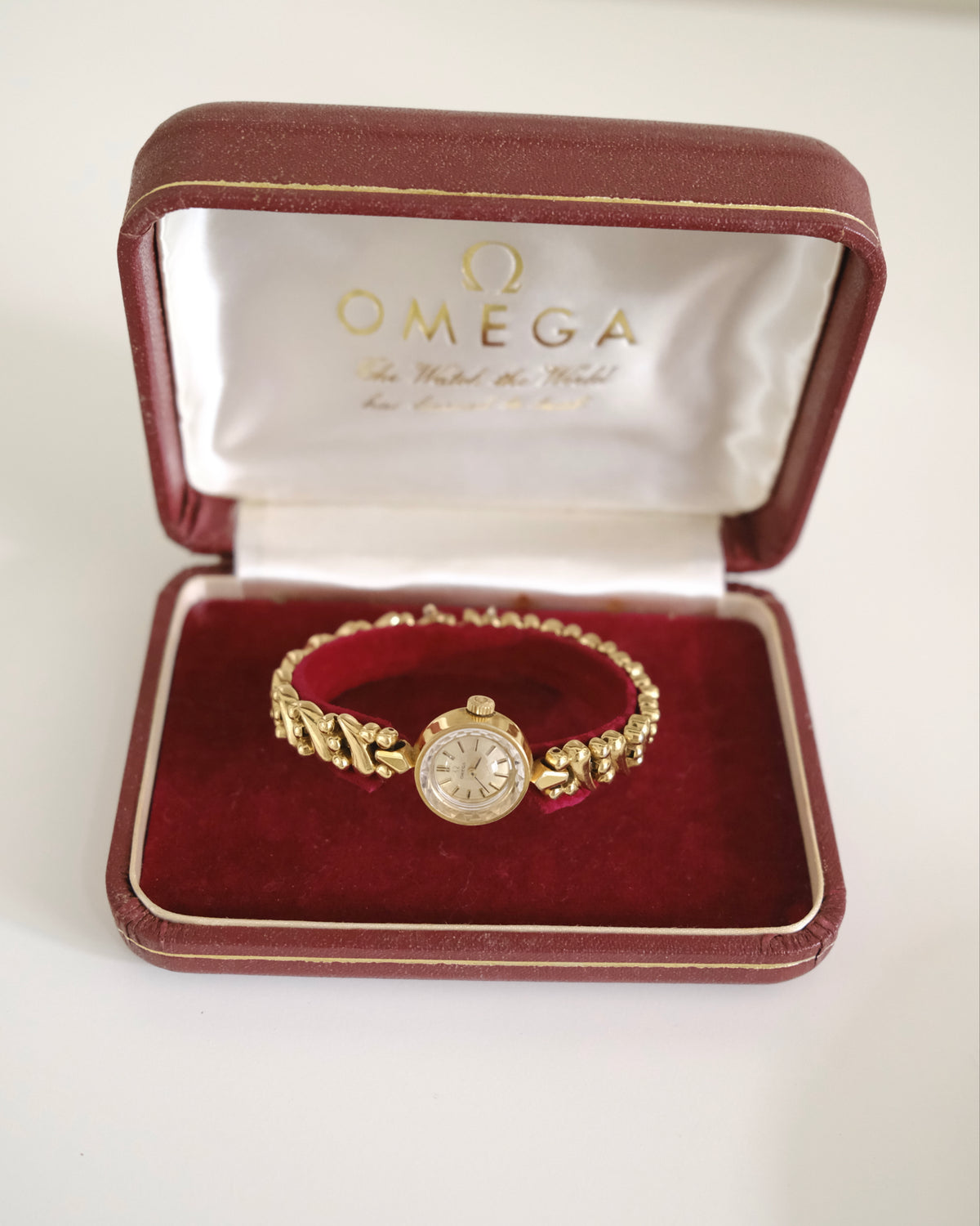 Vintage Omega Gold-Tone Manual Winding Watch | Elegant Swiss Mechanical Ladies Watch with Omega Box