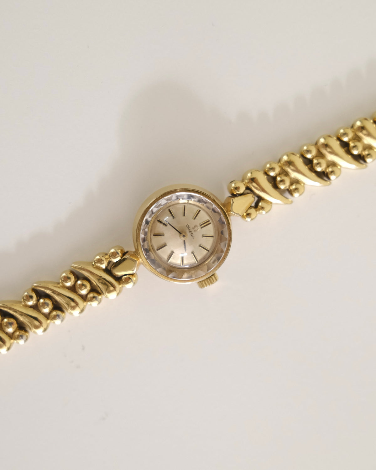 Vintage Omega Gold-Tone Manual Winding Watch | Elegant Swiss Mechanical Ladies Watch with Omega Box