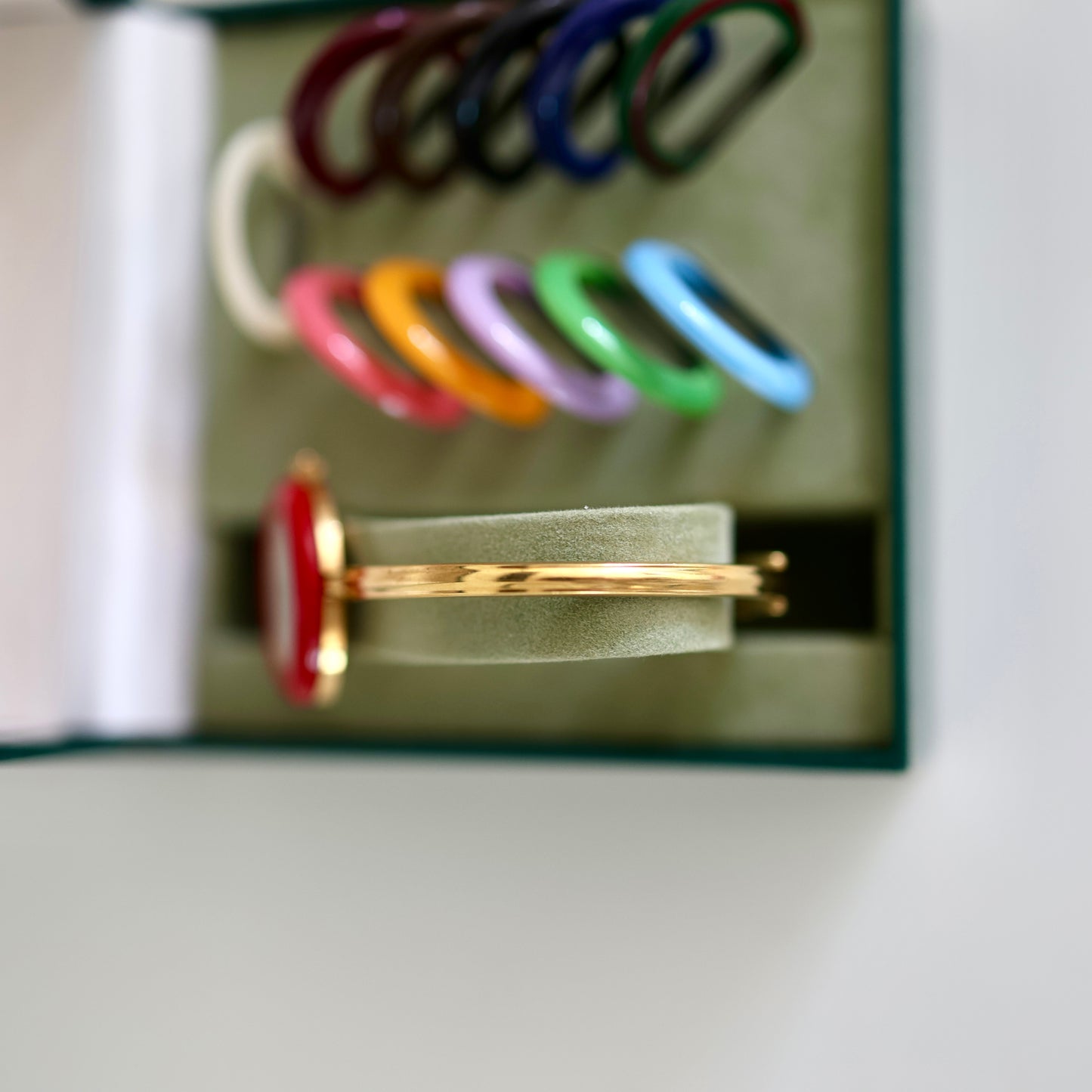 Vintage Gucci Bezel Watch with 12 Interchangeable Bezels