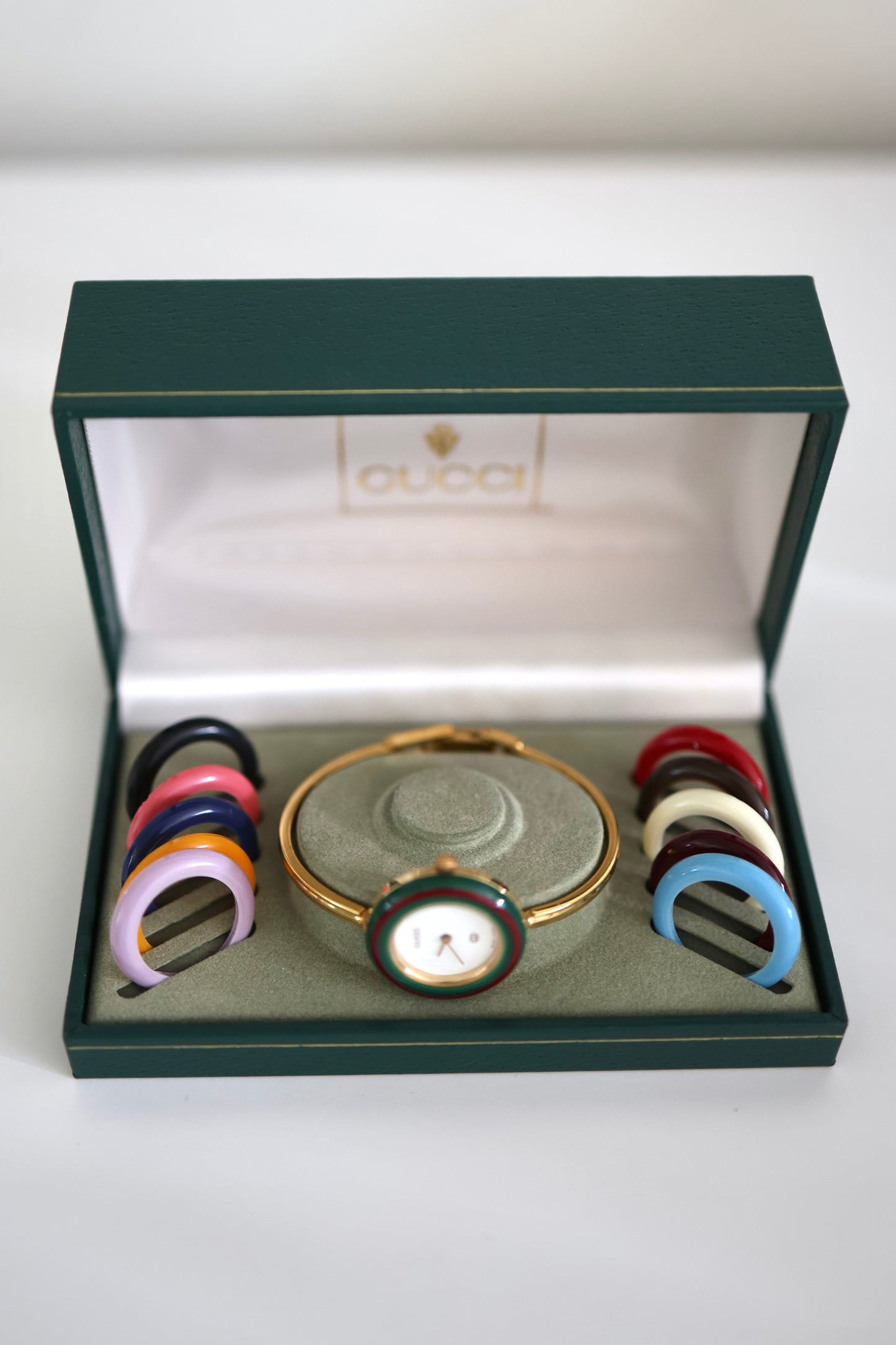 Vintage Gucci 11/12 Bezel Watch | 12 Interchangeable Bezels | Full Set | Swiss Made