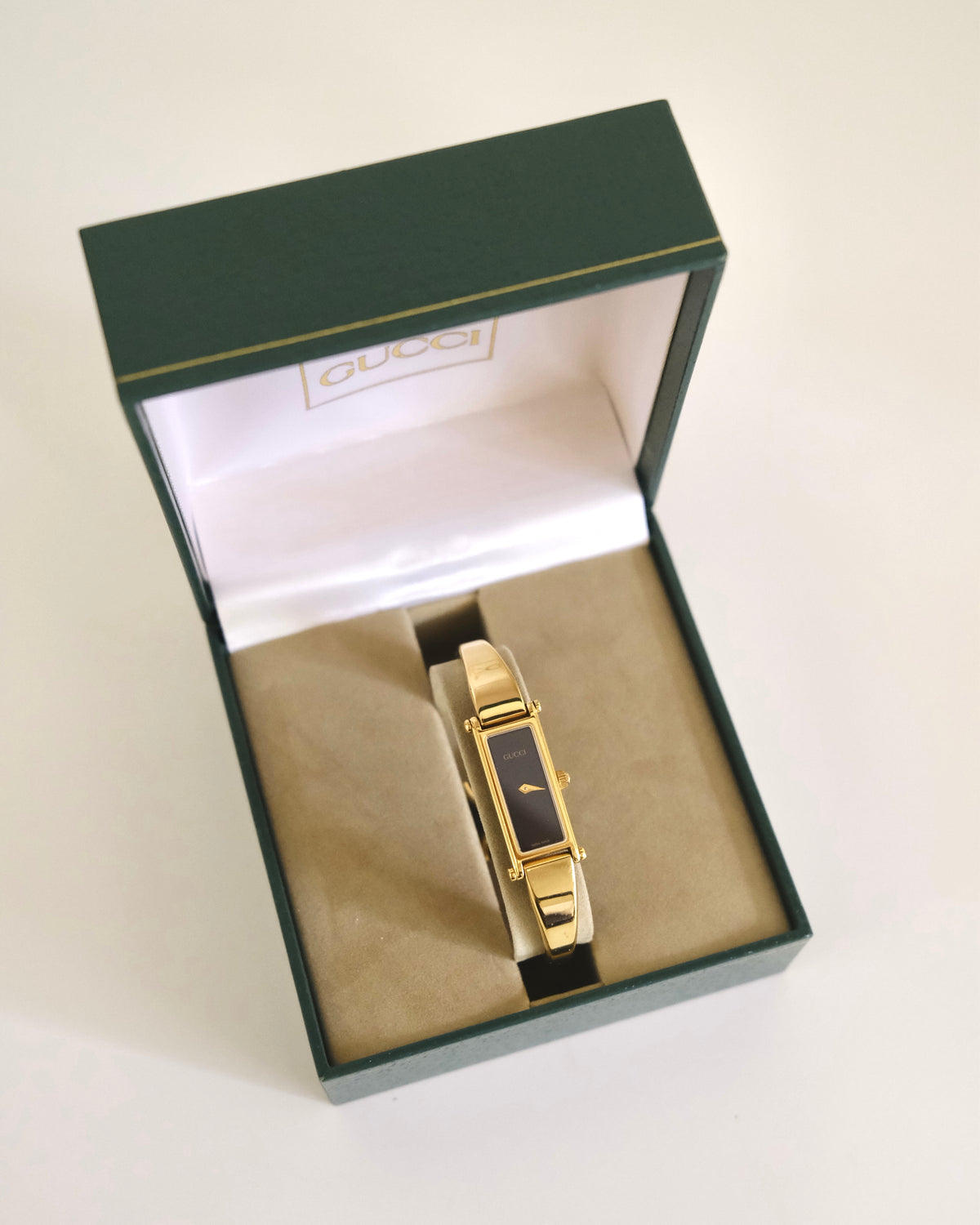 Vintage Gucci 1500L Gold Watch | Black Dial | Elegant Gold Bangle Bracelet | Classic Designer Timepiece