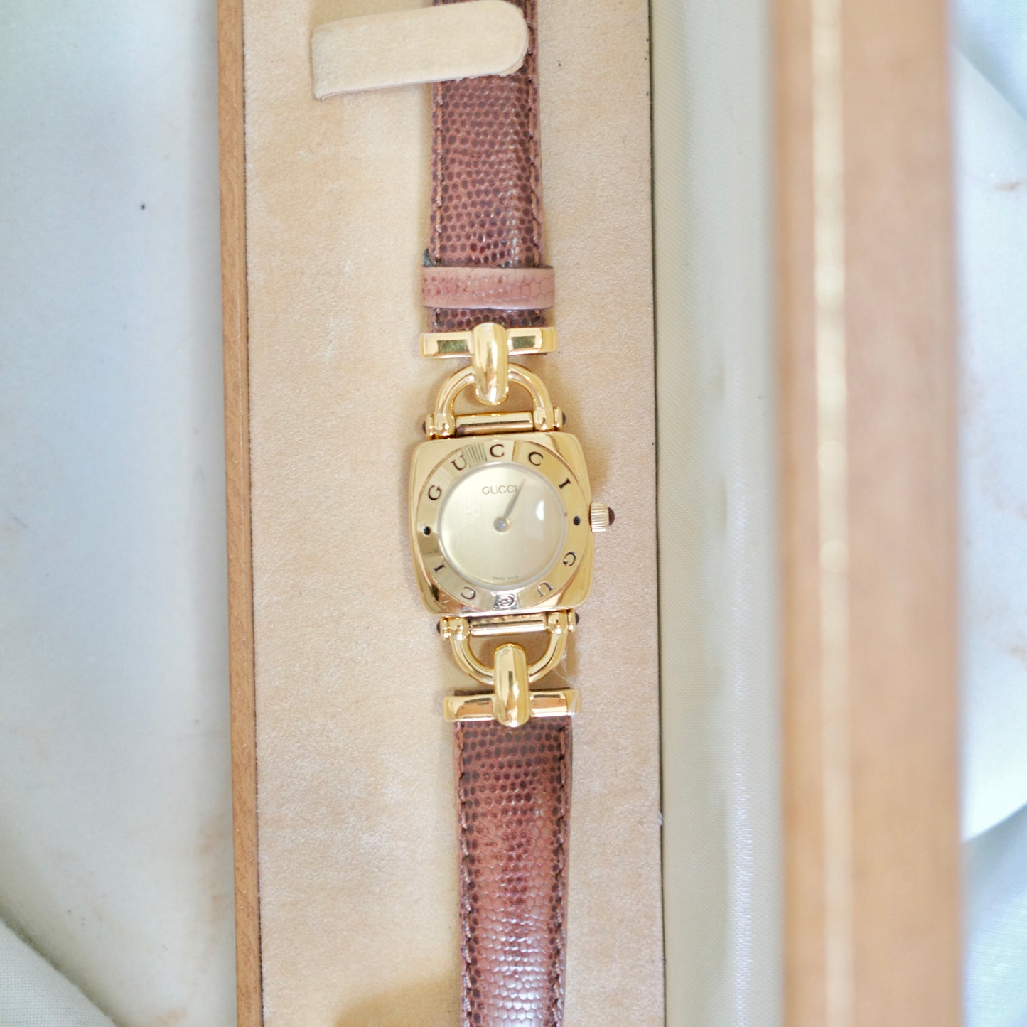 Vintage Gucci 6300L Horsebit Watch – Gold Tone & Brown Leather Swiss Made Timepiece